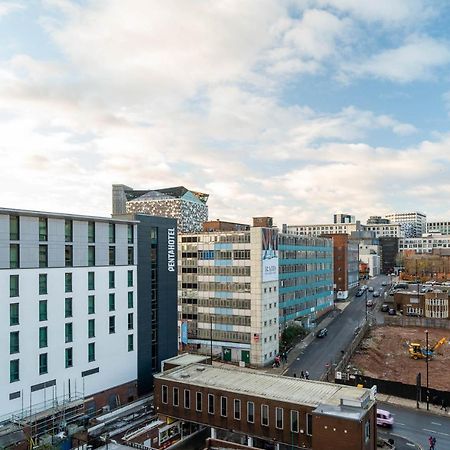 Maevela Apartments ☆ Pink Luxury Apartment With Balcony - Birmingham City Centre - 5 Min Walk From Bullring, Cube, Mailbox, New Street Station - Free Netflix & Wifi エクステリア 写真